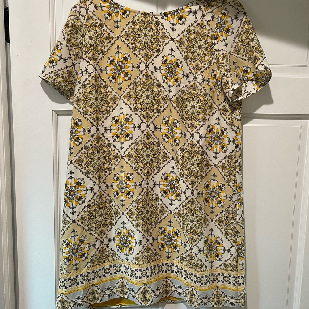 Yellow print box dress